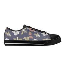 Bee Women's Low Top Canvas Shoes