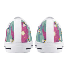 Bee  Women's Low Top Canvas Shoes