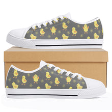Chicken Women's Low Top Canvas Shoes