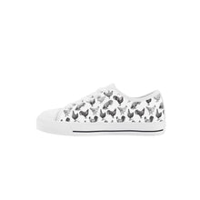 Chicken Kid's Low Top Canvas Shoes