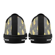 Chicken Women's Low Top Canvas Shoes