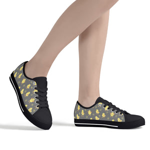 Chicken Women's Low Top Canvas Shoes