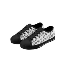 Chicken Kid's Low Top Canvas Shoes