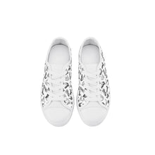 Chicken Kid's Low Top Canvas Shoes
