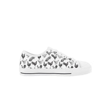Chicken Kid's Low Top Canvas Shoes