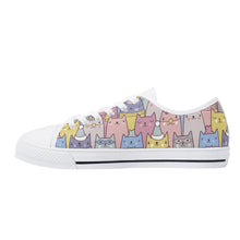 Cat Women's Low Top Canvas Shoes