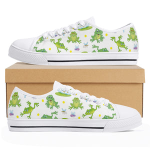 Frog Women's Low Top Canvas Shoes