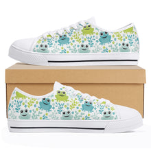 Frog Women's Low Top Canvas Shoes