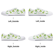 Frog Women's Low Top Canvas Shoes