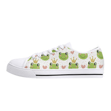 Frog Women's Low Top Canvas Shoes