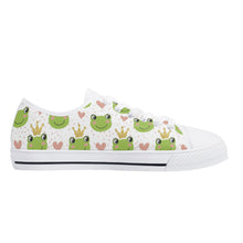 Frog Women's Low Top Canvas Shoes