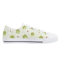 Frog Women's Low Top Canvas Shoes