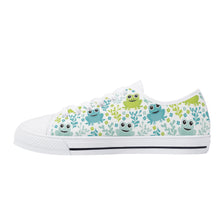 Frog Women's Low Top Canvas Shoes
