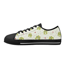 Frog Women's Low Top Canvas Shoes