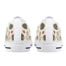 Hedgehog Women's Low Top Canvas Shoes