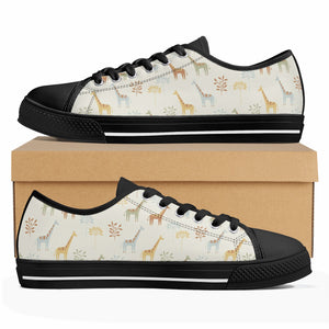 Giraffe Women's Low Top Canvas Shoes