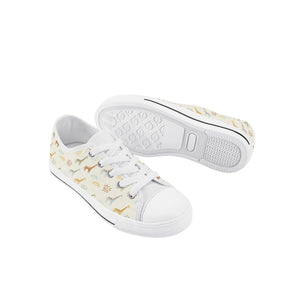 Giraffe Kid's Low Top Canvas Shoes