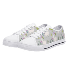 Llama Women's Low Top Canvas Shoes