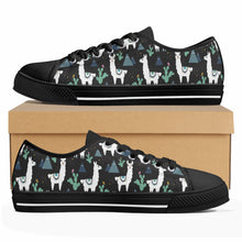 Llama Women's Low Top Canvas Shoes