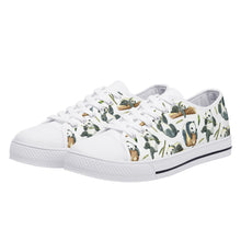 Panda Women's Low Top Canvas Shoes