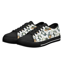 Panda Women's Low Top Canvas Shoes