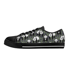 Panda Women's Low Top Canvas Shoes