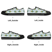 Peacock Women's Low Top Canvas Shoes