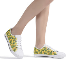 Pineapple Women's Low Top Canvas Shoes