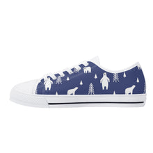 Polar Bear Women's Low Top Canvas Shoes