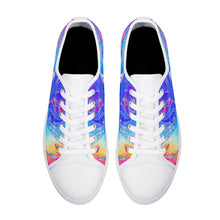 Psychedelic Women's Low Top Canvas Shoes