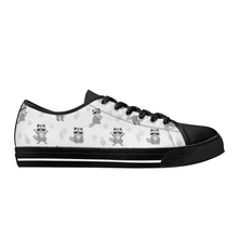Raccoon Women's Low Top Canvas Shoes
