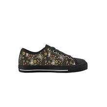 Raccoon Kid's Low Top Canvas Shoes