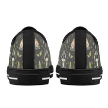 Raccoon Women's Low Top Canvas Shoes