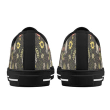 Raccoon Women's Low Top Canvas Shoes