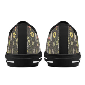 Raccoon Women's Low Top Canvas Shoes