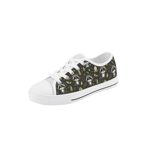 Raccoon Kid's Low Top Canvas Shoes
