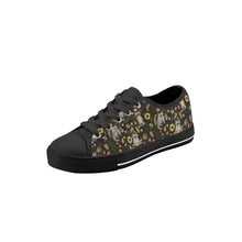 Raccoon Kid's Low Top Canvas Shoes