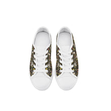 Raccoon Kid's Low Top Canvas Shoes