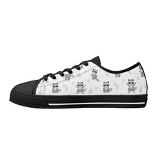 Raccoon Women's Low Top Canvas Shoes