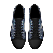 Shark Women's Low Top Canvas Shoes
