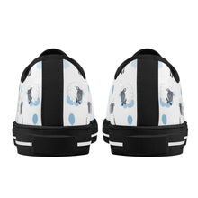 Sheep Women's Low Top Canvas Shoes