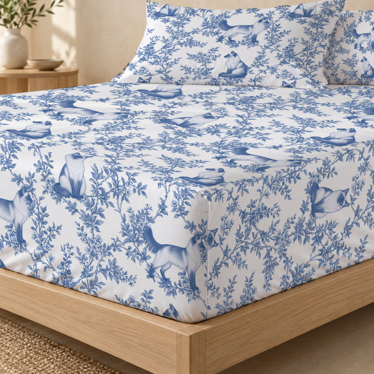 Balinese toile bedding in Blue — Fitted Corner