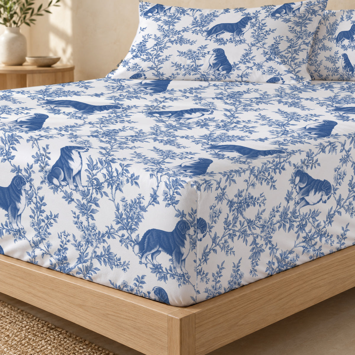 Bernese Mountain Dog toile bedding in Blue — Fitted Corner