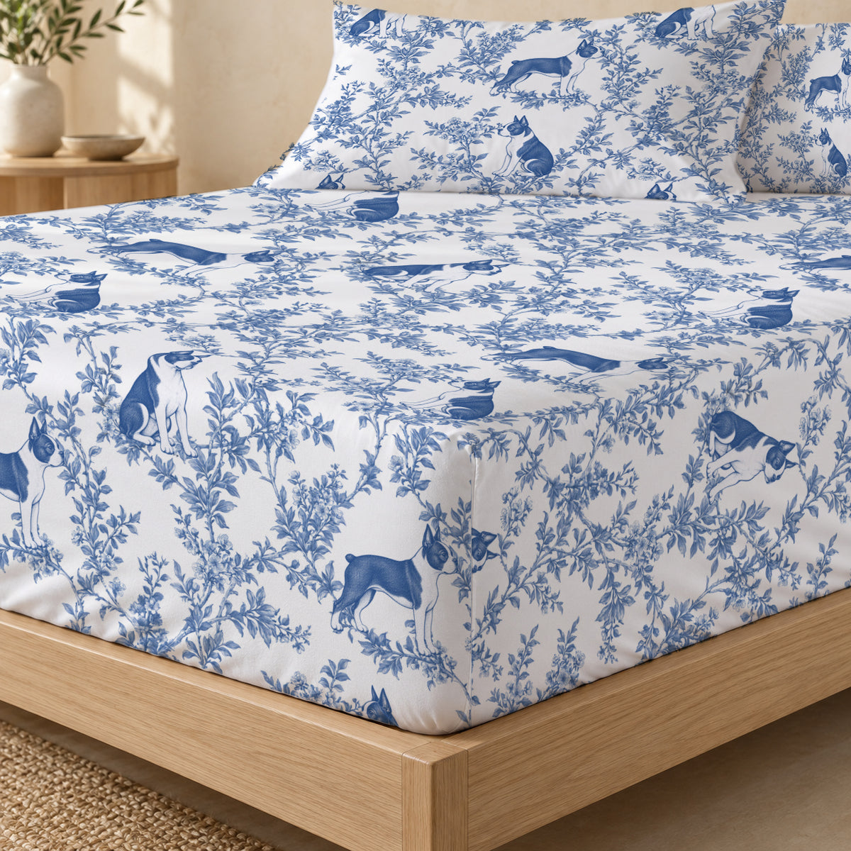 Boston Terrier toile bedding in Blue — Fitted Corner