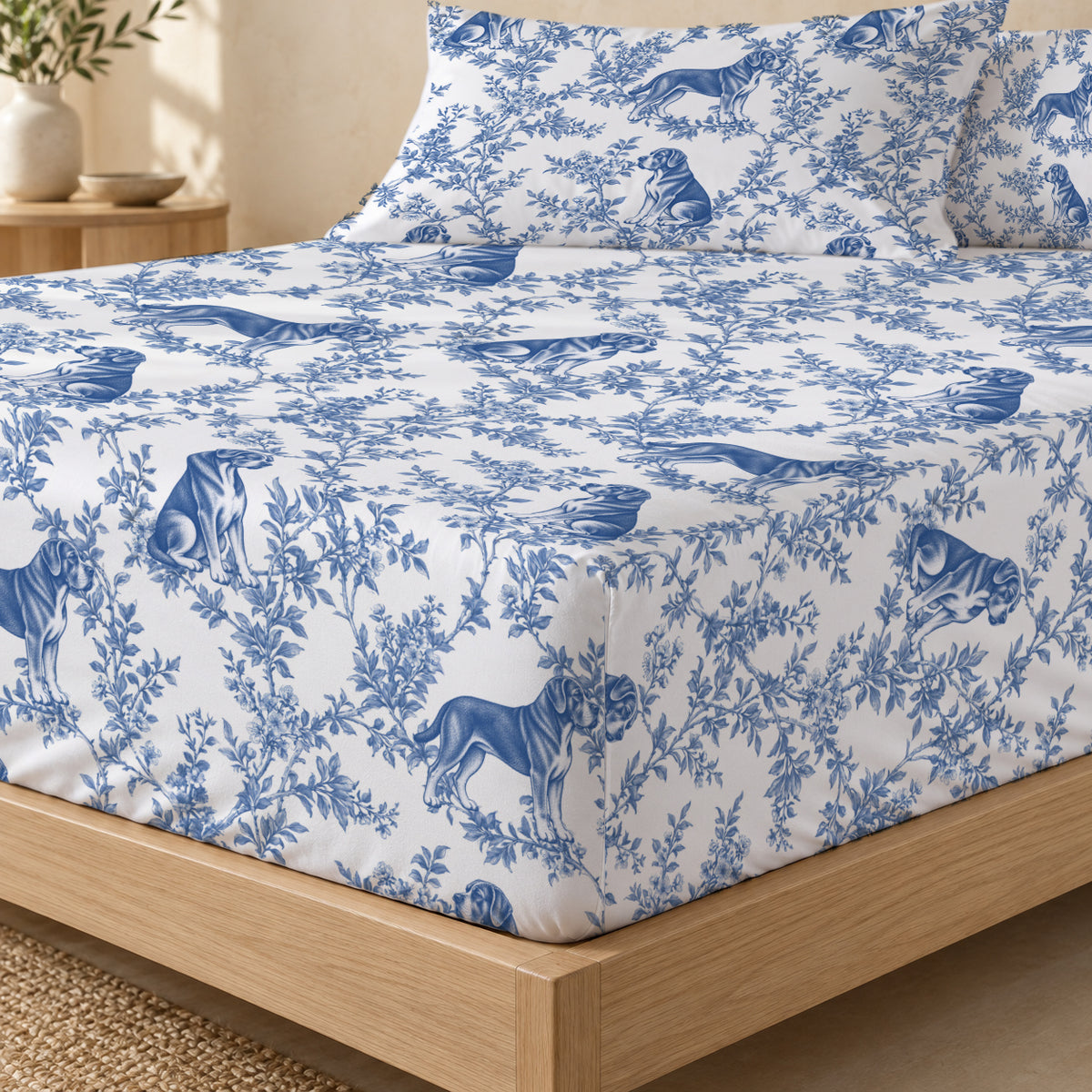 Cane Corso toile bedding in Blue — Fitted Corner
