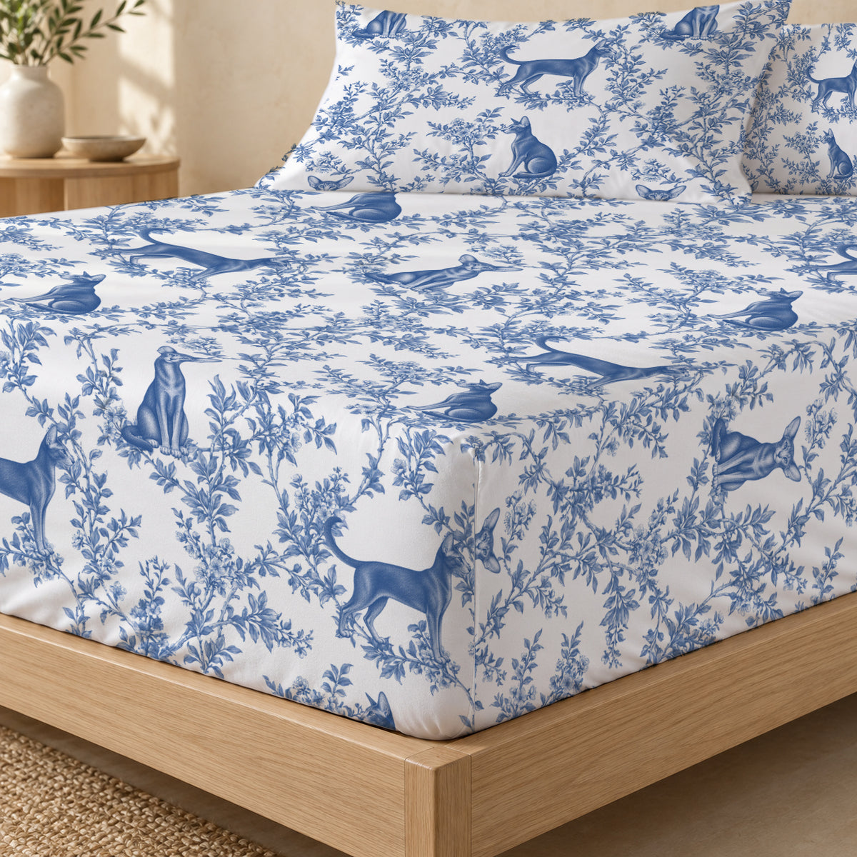 Oriental toile bedding in Blue — Fitted Corner