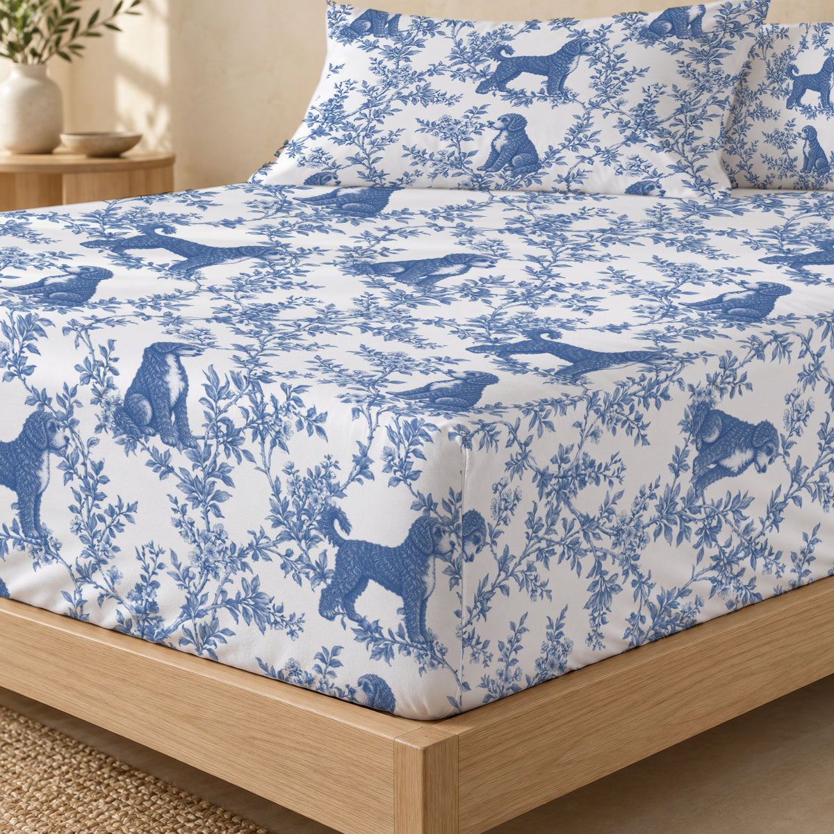 Portuguese Water Dog toile bedding in Blue — Fitted Corner