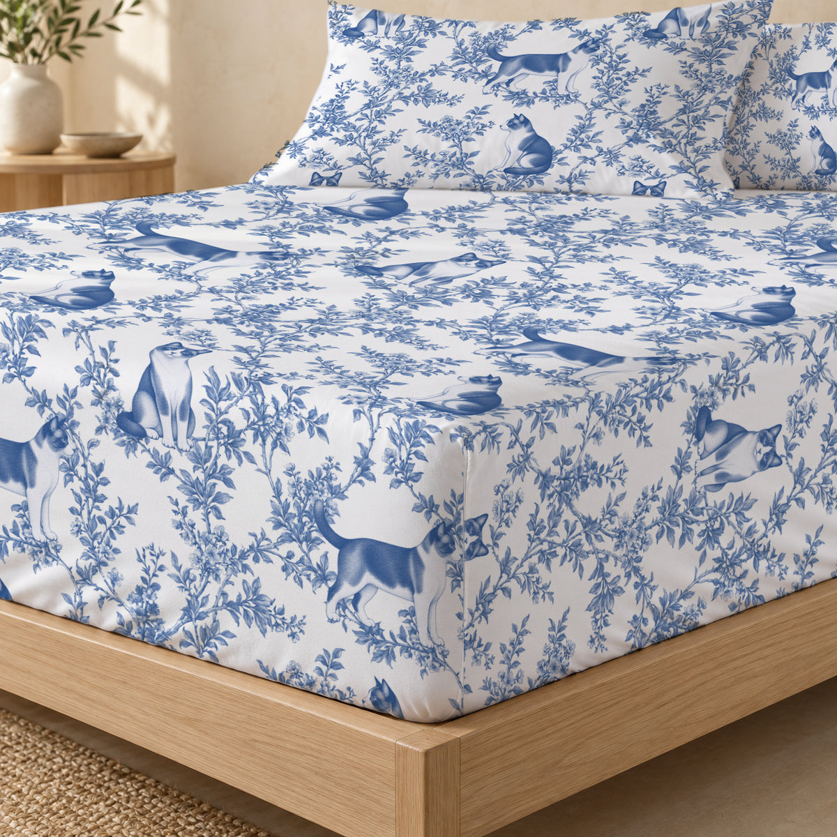 Snowshoe toile bedding in Blue — Fitted Corner
