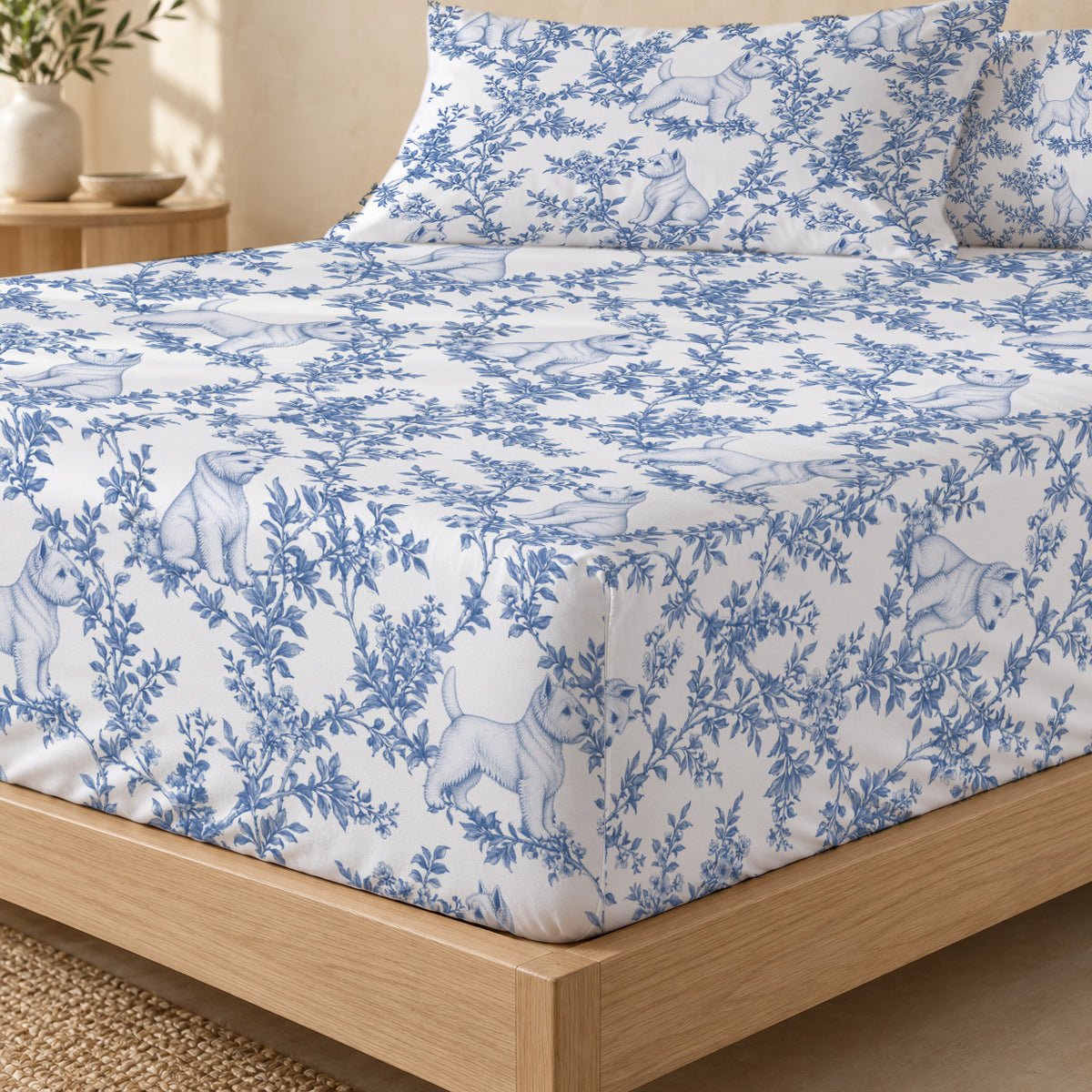 West Highland White Terrier toile bedding in Blue — Fitted Corner