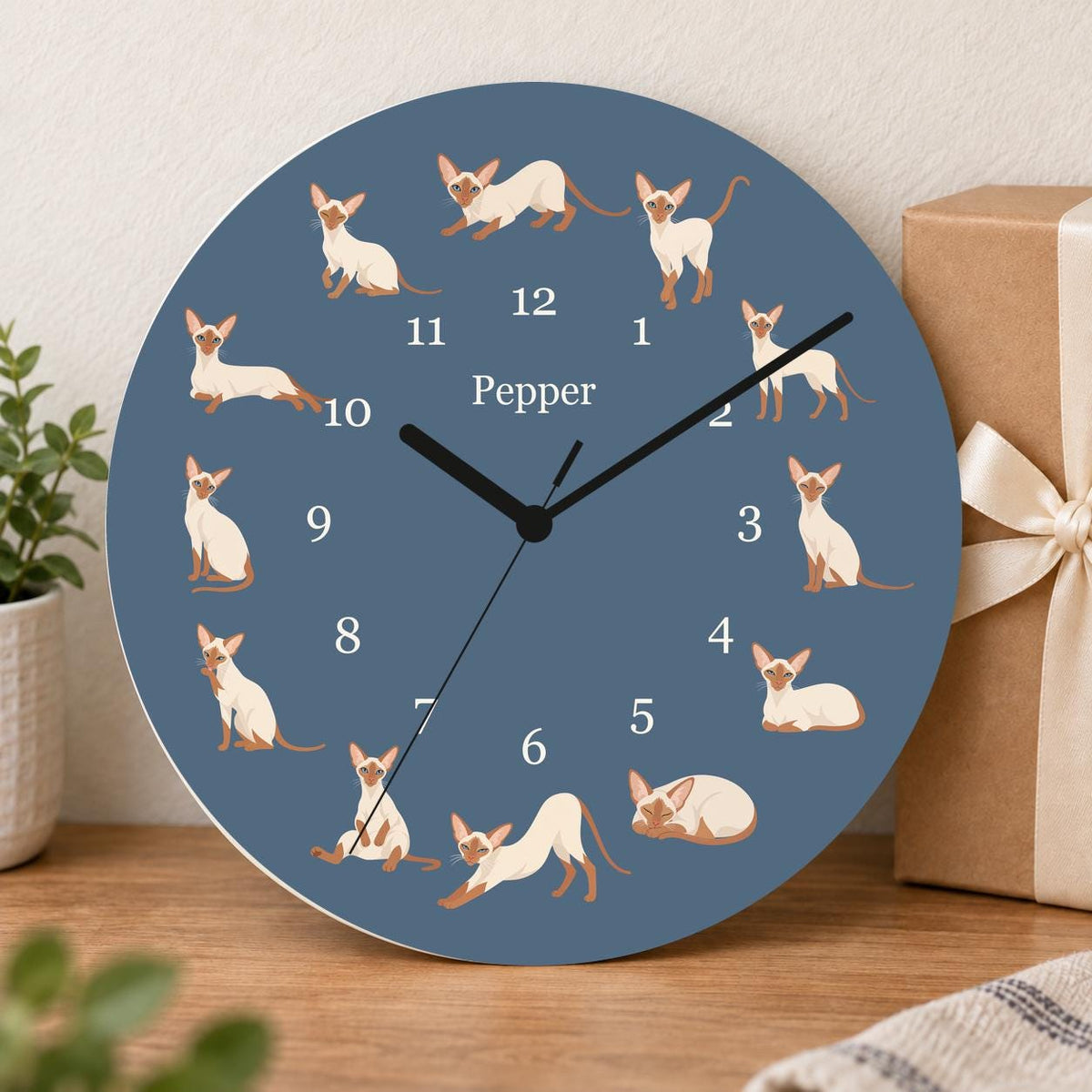 Personalized Colorpoint Shorthair Cat wooden wall clock with example name Pepper; gift